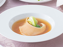 フカヒレの姿煮
